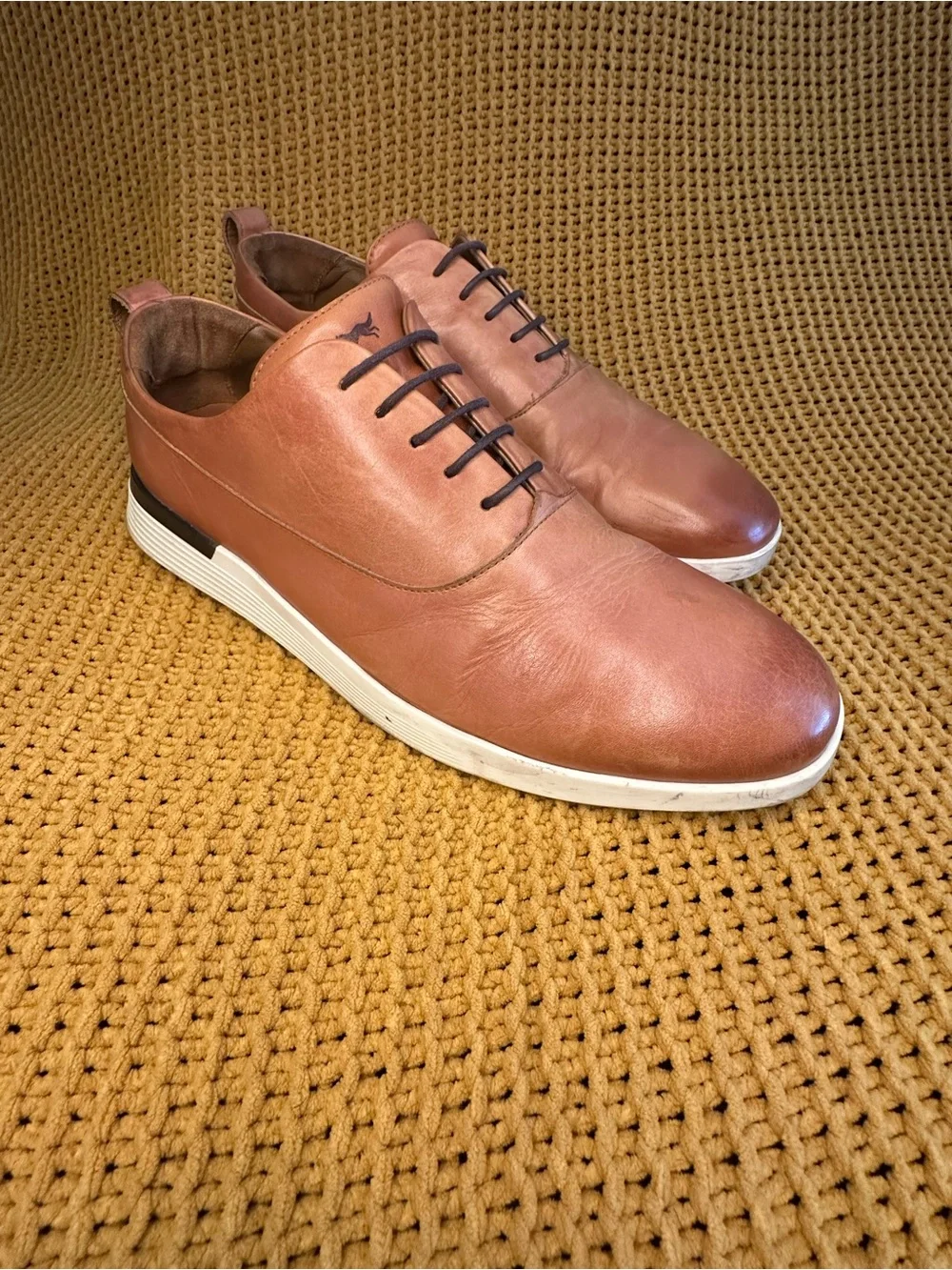 Men's Casual Leather Sneakers in Brown